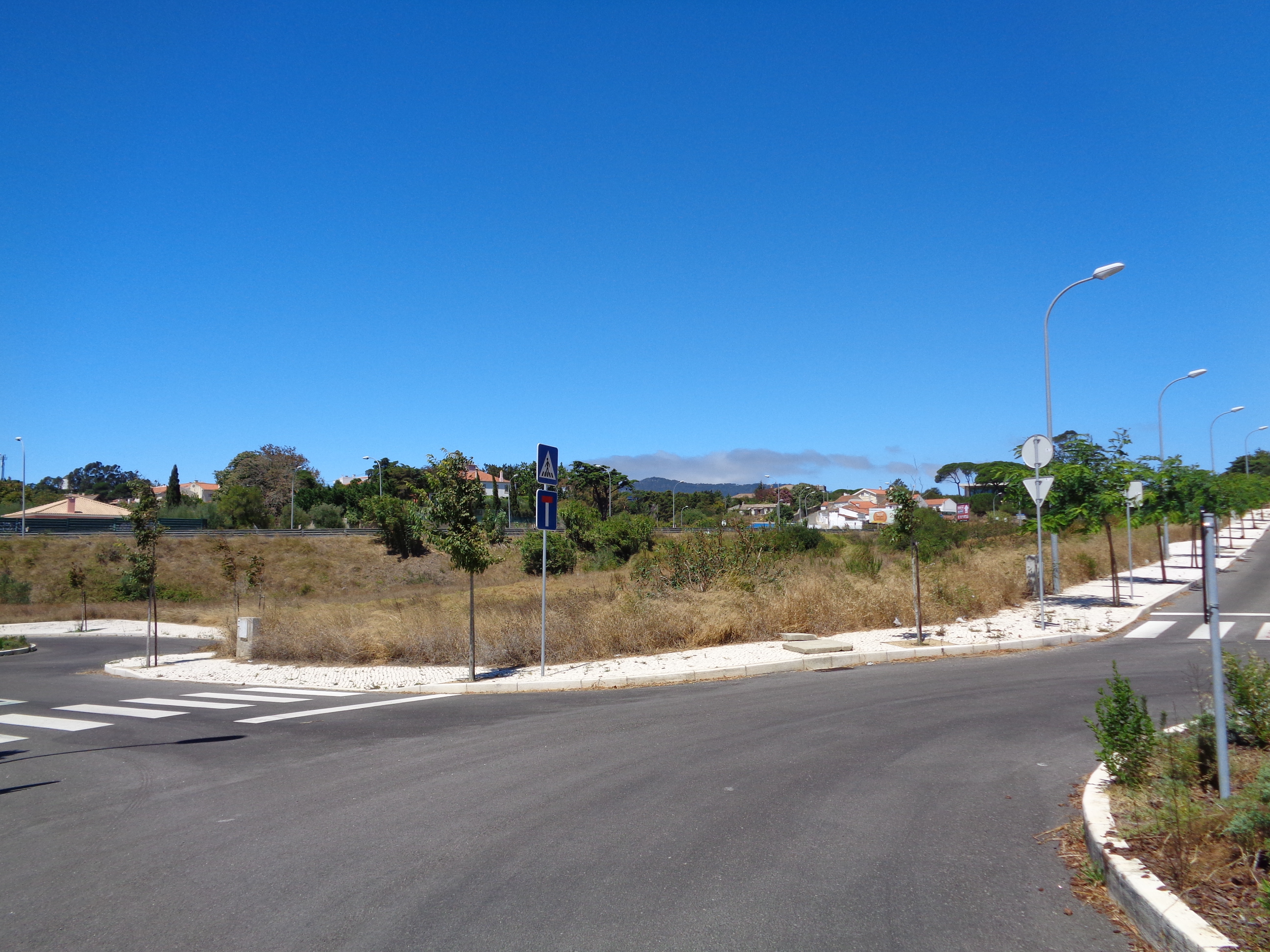 Venda de terreno para construção em Sintra, com projecto aprovado