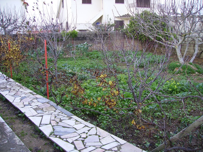 Lote de terreno (397 m²) para construção de moradia em Tires